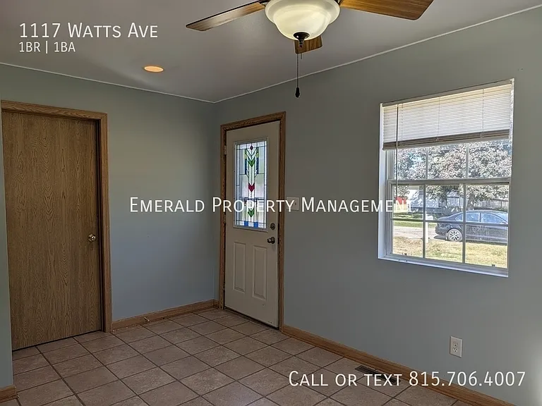 1117 Watts Ave — Photo 2