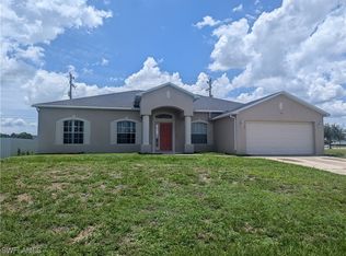 2112 NE 16th Pl, Cape Coral, FL 33909