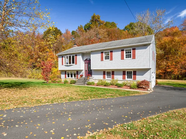 14 Daniels Drive, Danbury, CT 06811