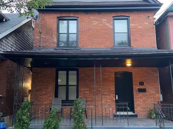 11 Barnesdale Ave N, Hamilton, ON L8L 6R4