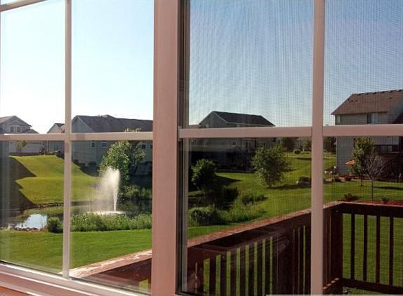 4th image of 13903 Belvidere Ct