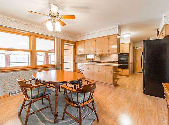 4th image of 1428 Indian Hill Dr
