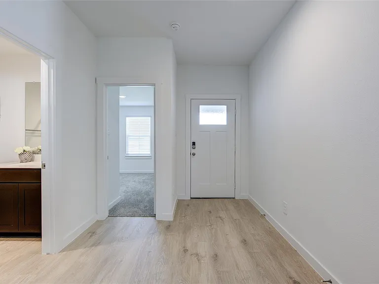 8038 Tropea Dr — Photo 3