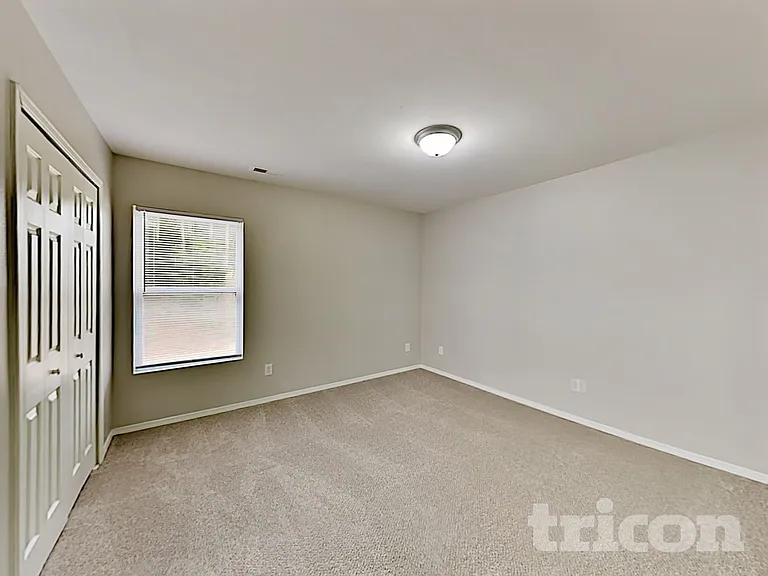 4003 Larkhaven Village Dr — Photo 13