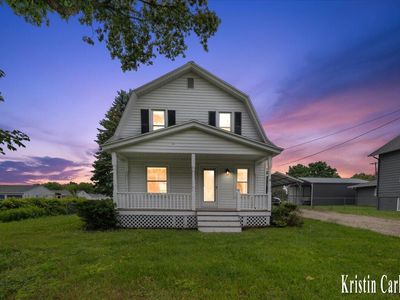 425 Ten Mile Rd NW, Sparta, MI, 49345