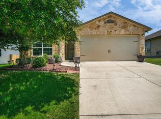 733 Hightrail Rd, Schertz, TX 78108