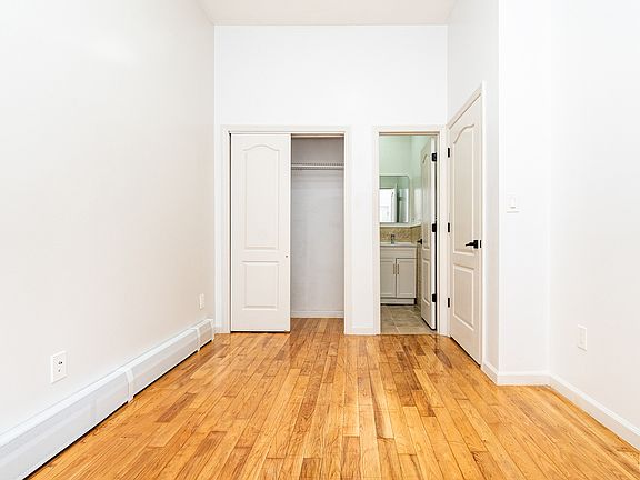 5th image of 1118 Bedford Ave #3