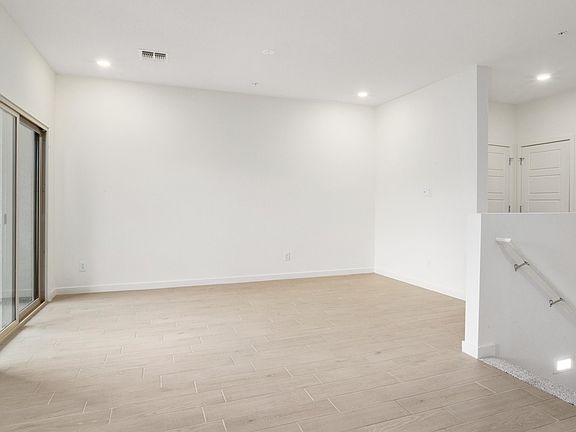 Great room for entertaining