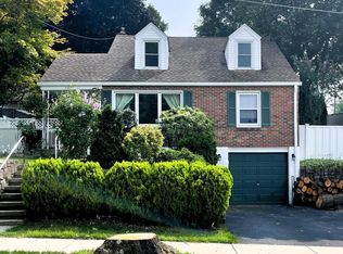 102 E Broad St, Reading, PA 19607