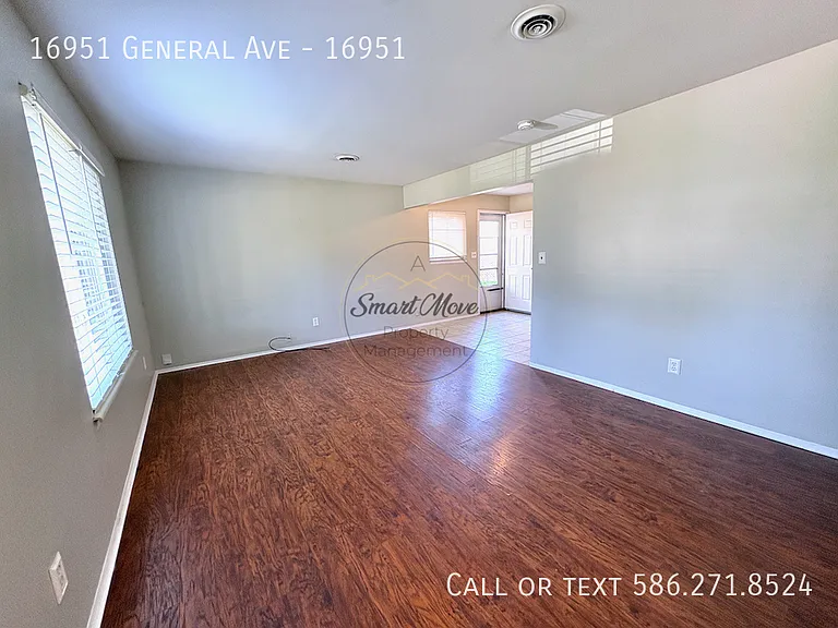 16951 General Ave #16951 — Photo 4