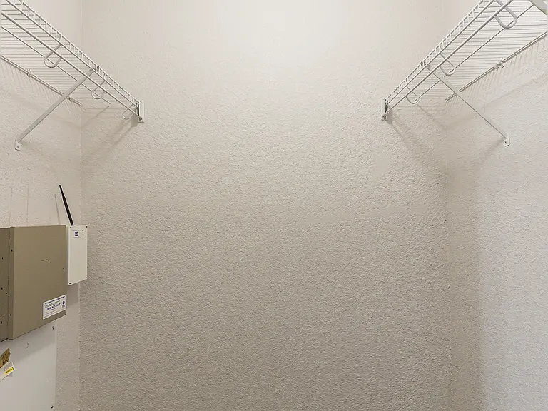 Master Walkin Closet