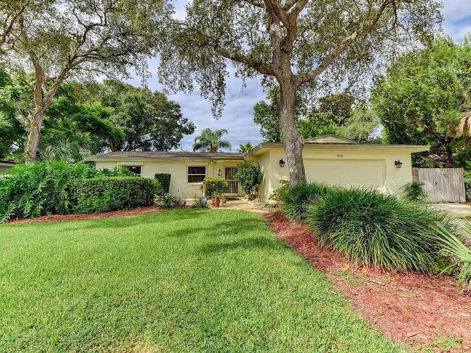 1st image of 916 Woodmere Cir