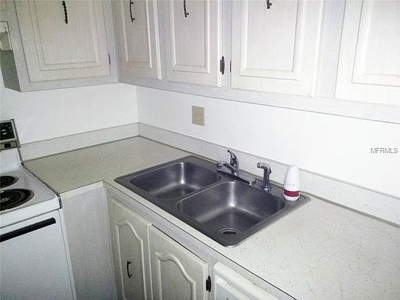 5th image of 2699 Seville Blvd Unit 507