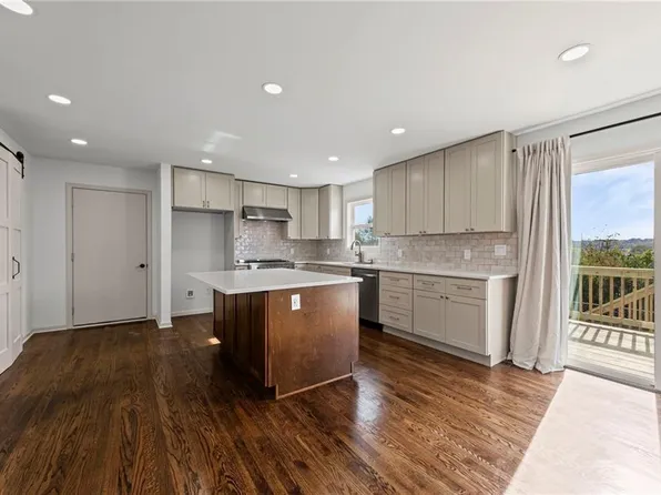 1309 W 100th Ter, Kansas City, MO 64114
