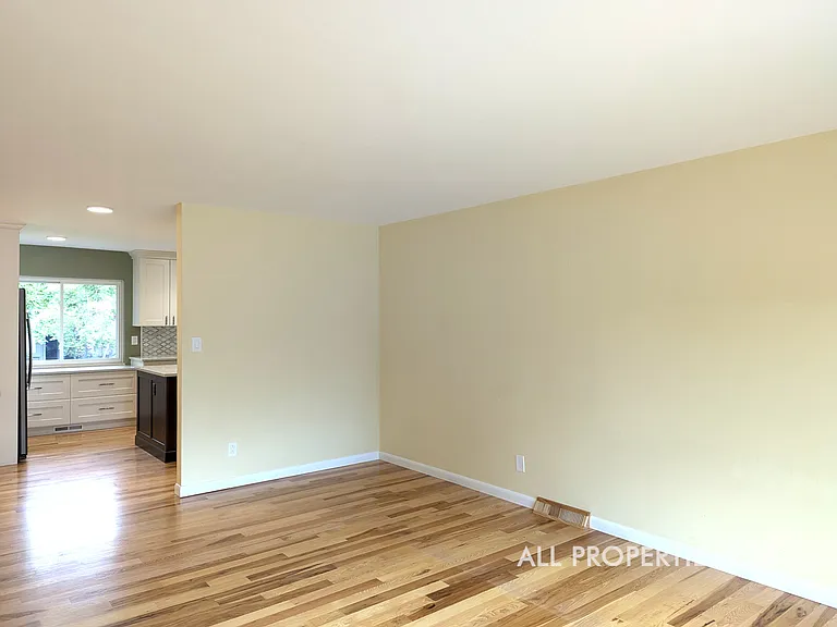 6905 E Hillside Pl — Photo 13