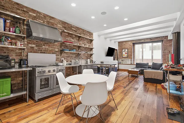 Rented by Compass | media 11