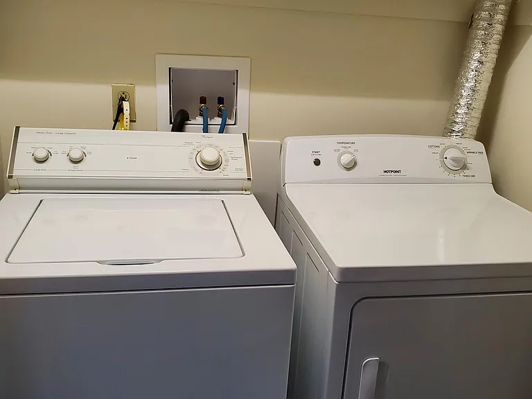 Washer & Dryer located on the 2nd floor