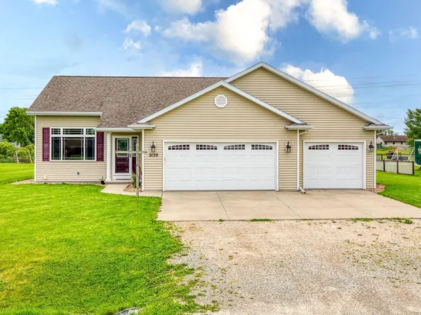 W2139 Tim Dr, Brillion, WI 54110