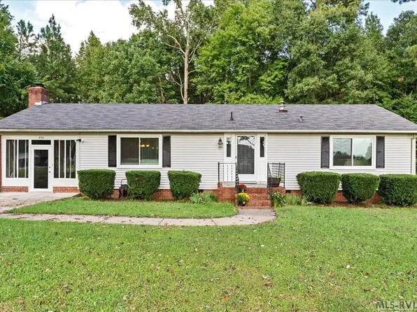 454 Callis Rd, South Hill, VA 23970