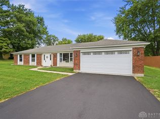 3150 Bonnie Villa Ln, Dayton, OH 45431