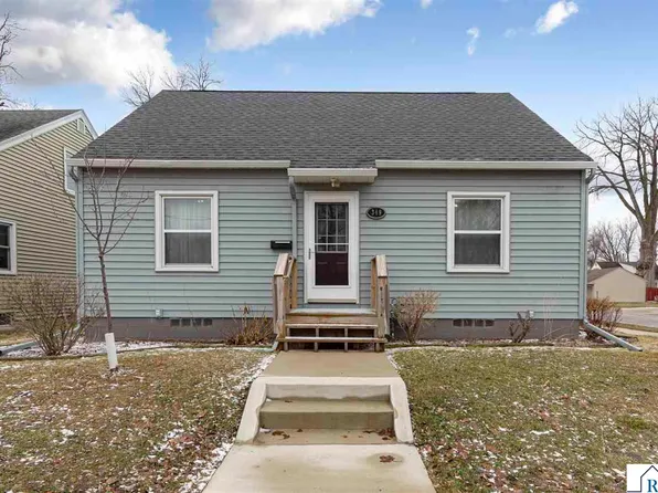 349 Tyler Ave, North Mankato, MN 56003