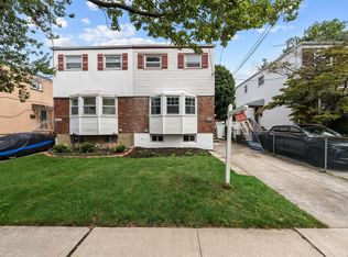 249-09 148th Rd, Jamaica, NY 11422