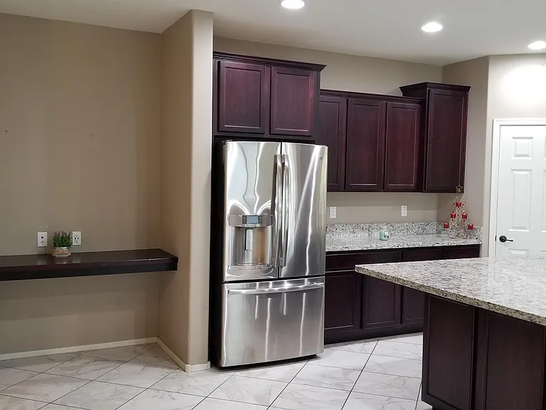 2248 E Ottawa Ln — Photo 66