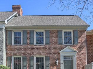 25 Kensington Sq, Mechanicsburg, PA 17050