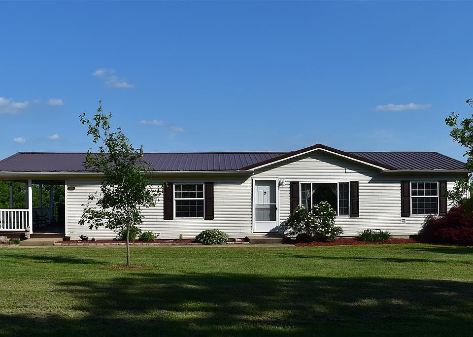 1st image of 455 Reservoir Ln