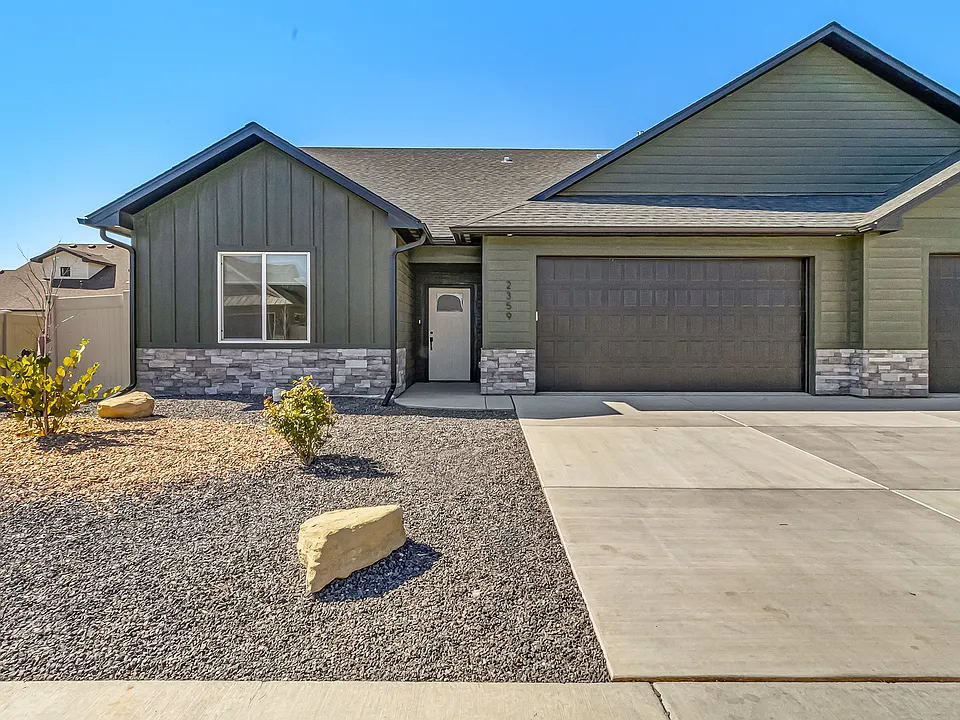 2359 Green Apple Dr