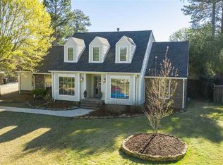 2621 Southminster Rd, Vestavia, AL 35243