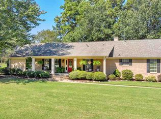 31 Country Club Cv, Jackson, TN 38305