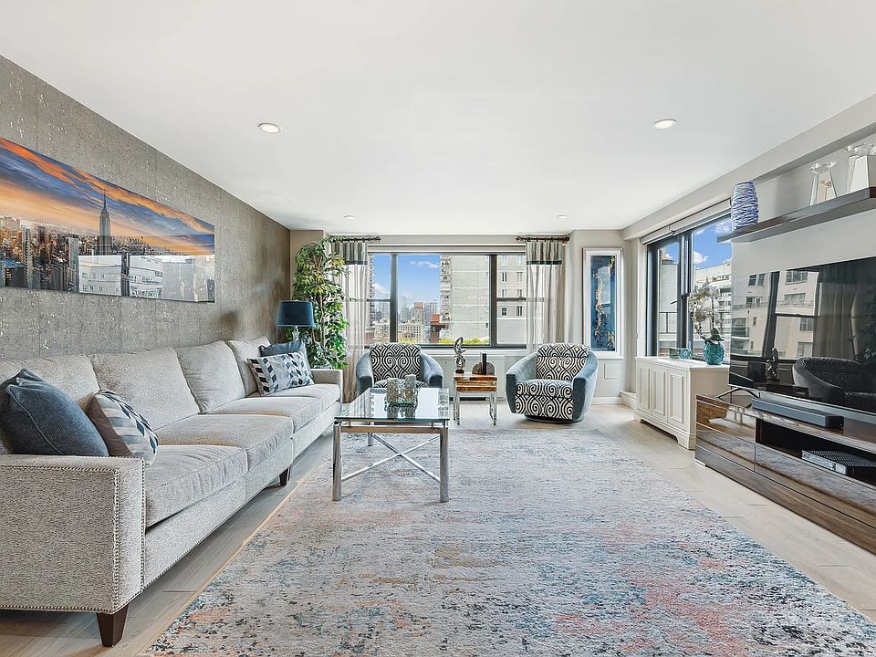 1st image of 301 E 64th St Penthouse A