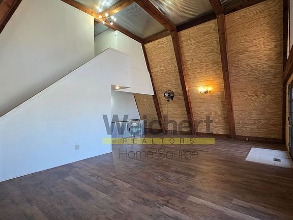 2nd image of 604 N 9th St