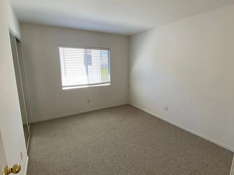 1600 Turquoise Dr — Photo 12
