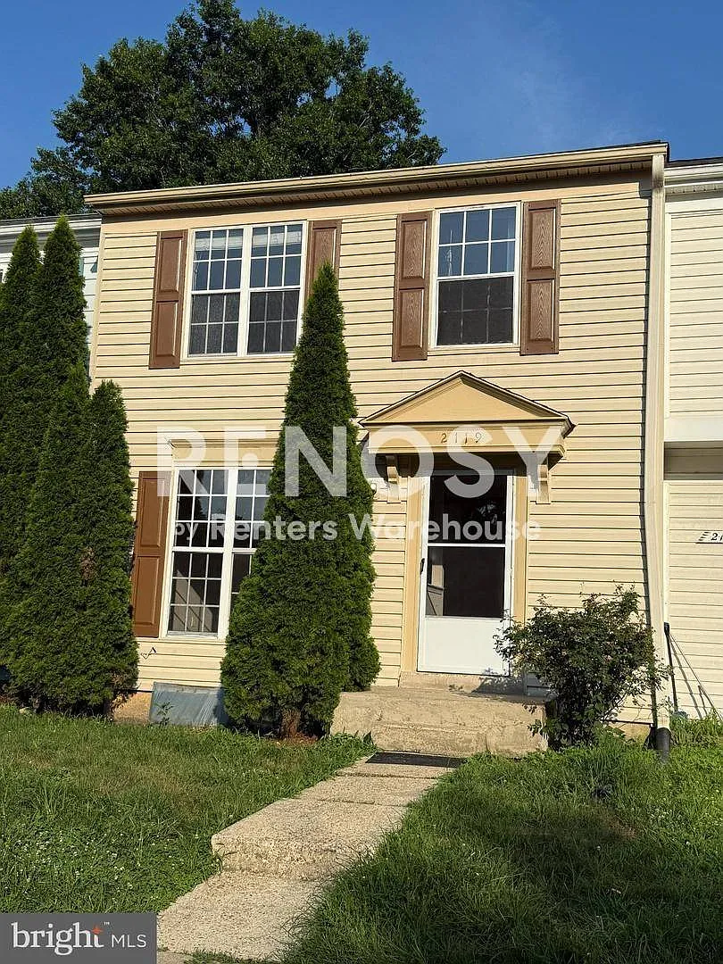 Available September 12 - 3 Br 2 Bath With Finished Basement — Photo 2