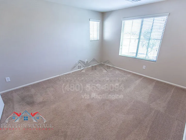 2218 N 77th Dr — Photo 36