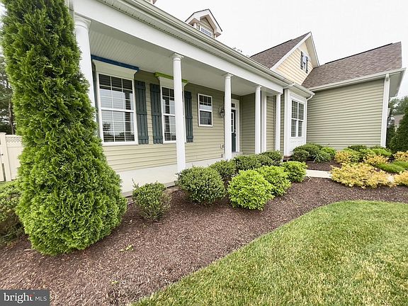 3rd image of 38728 Soft Beach Cir