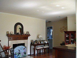 4th image of 548 Macarthur Dr