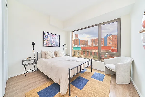 Rented by Living New York | media 35