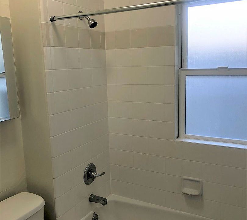 1st image of 1333 Lyon St #6
