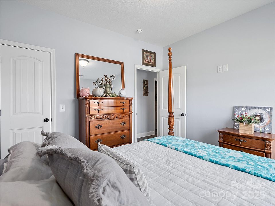 25th image of 303 Johnson Farm Rd
