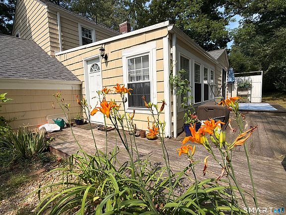 4th image of 360 Griswold Street