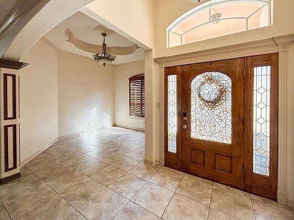 4th image of 8908 Southern Oaks Loop