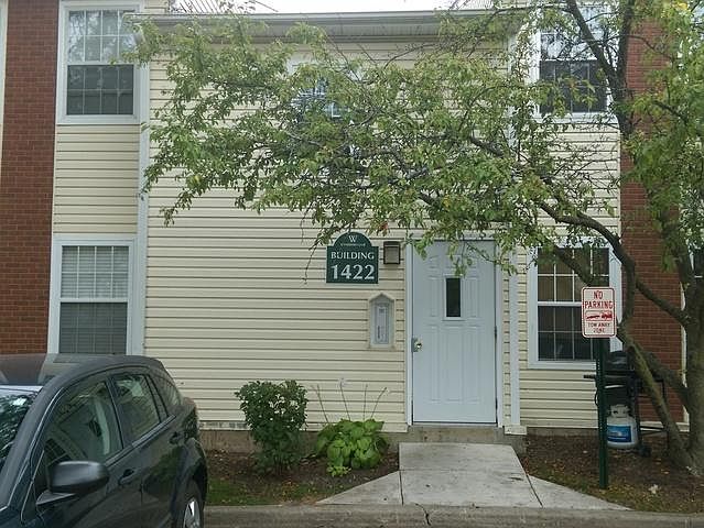 1st image of 1422 E Wyndham Cir APT 104