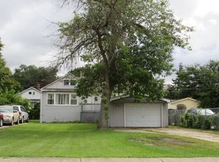 2027 S 4th Ave, Maywood, IL 60153