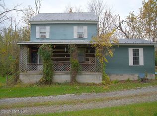 67 Bickhart Ln, Middleburg, PA 17842