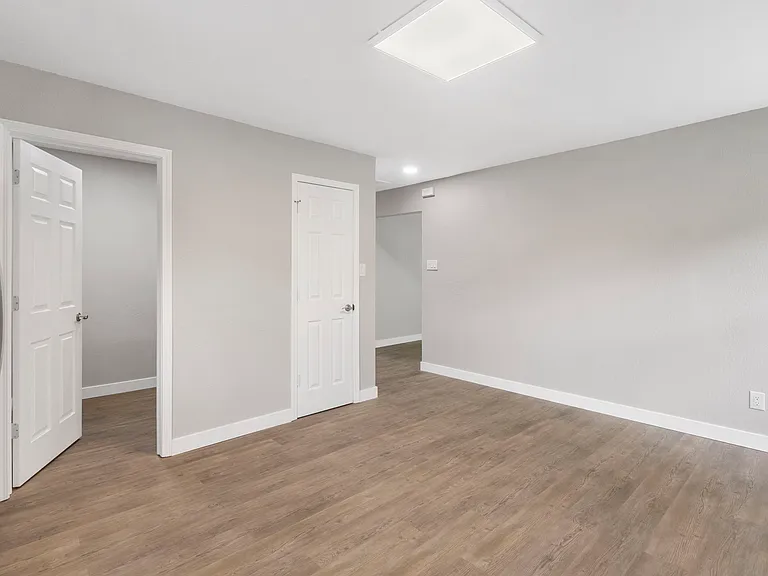 1607 W Lynn St — Photo 10
