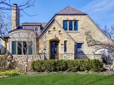 133 Ravine Rd, Hinsdale, IL, 60521