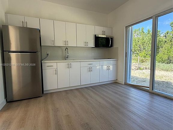 2nd image of 104 Ocean Shores Dr